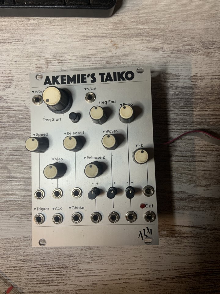 ALM Akemies Taiko de segunda mano · Foto 1 de 2 · Madrid · 180 €