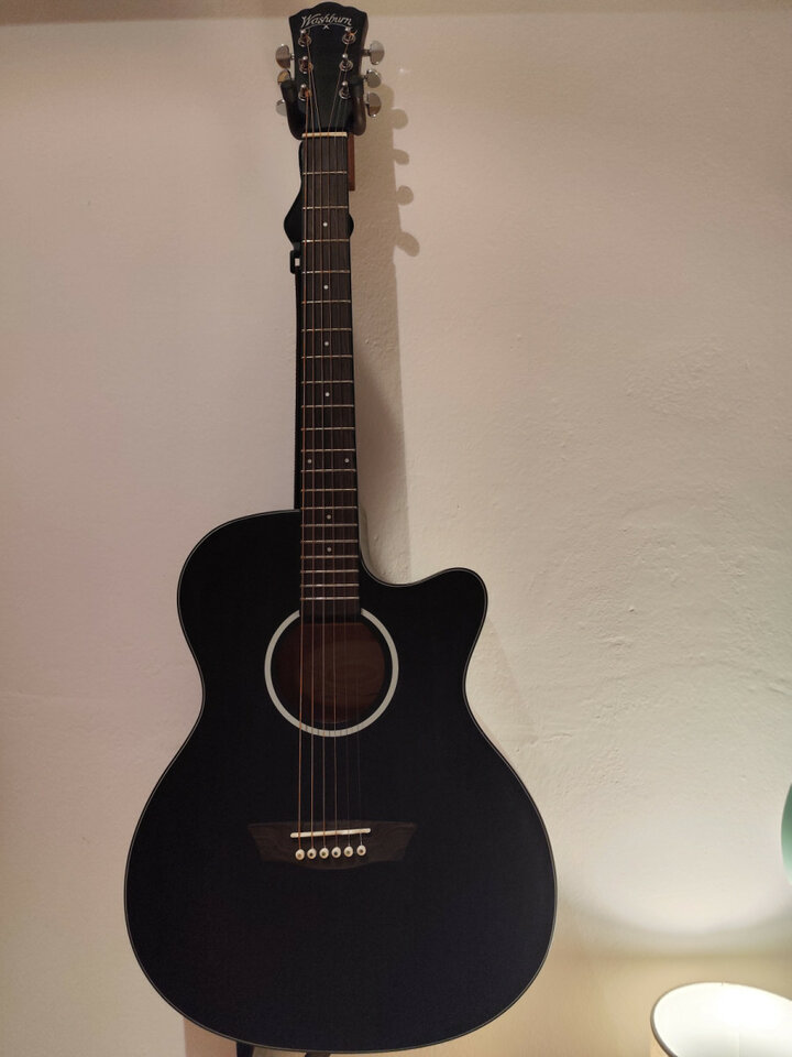 Guitarra electroacústica Washburn ea12 festival de segunda mano · Foto 6 de 6 · Badajoz · 145 €