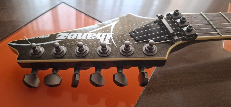 Ibanez RGT42 emg de segunda mano · Foto 5 de 10 · Murcia · 375 €