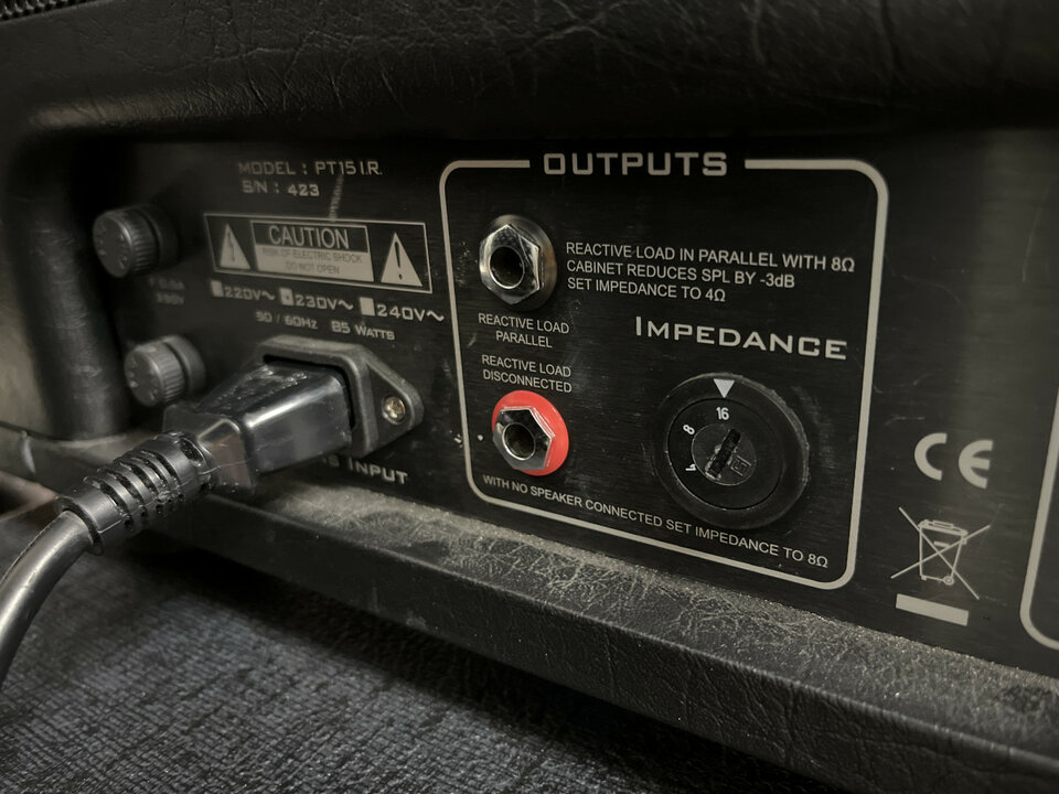 Cabezal Suhr PT15IR + pantalla Suhr 1x12