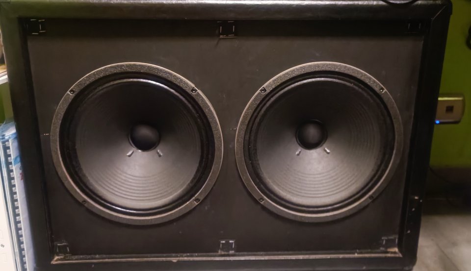 Pantalla Harley Benton G12V Vintage V30