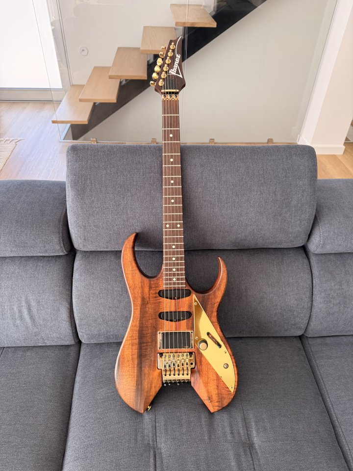 Ibanez RBM2-NT Reb Beach Signature Voyager 1991