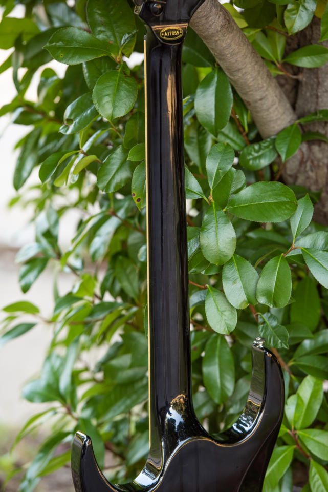 Agile Septor Pro 627 27" 6 Cuerdas Baritona EMG