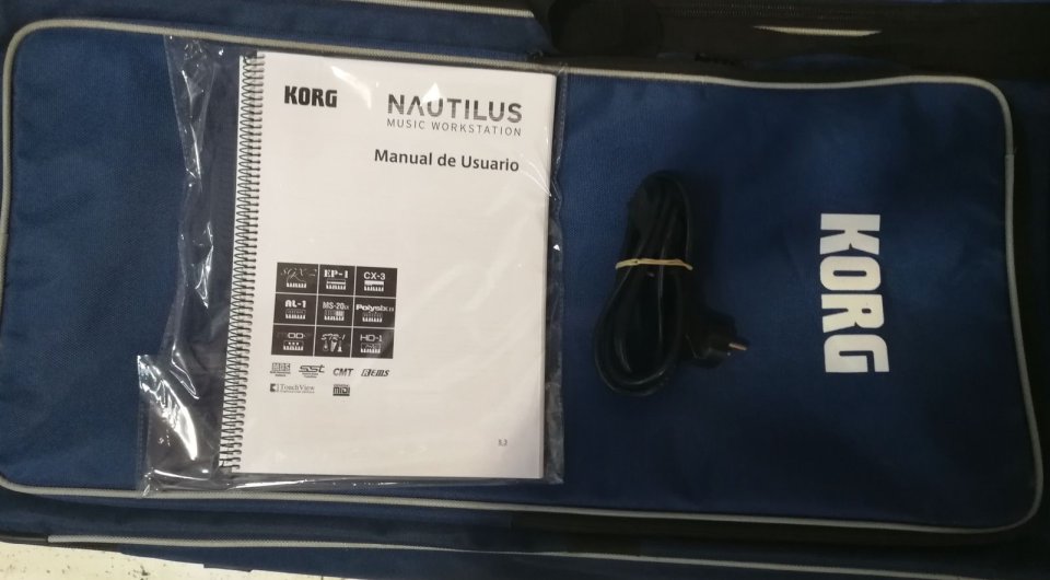 Korg Nautilus 88 + funda de transporte