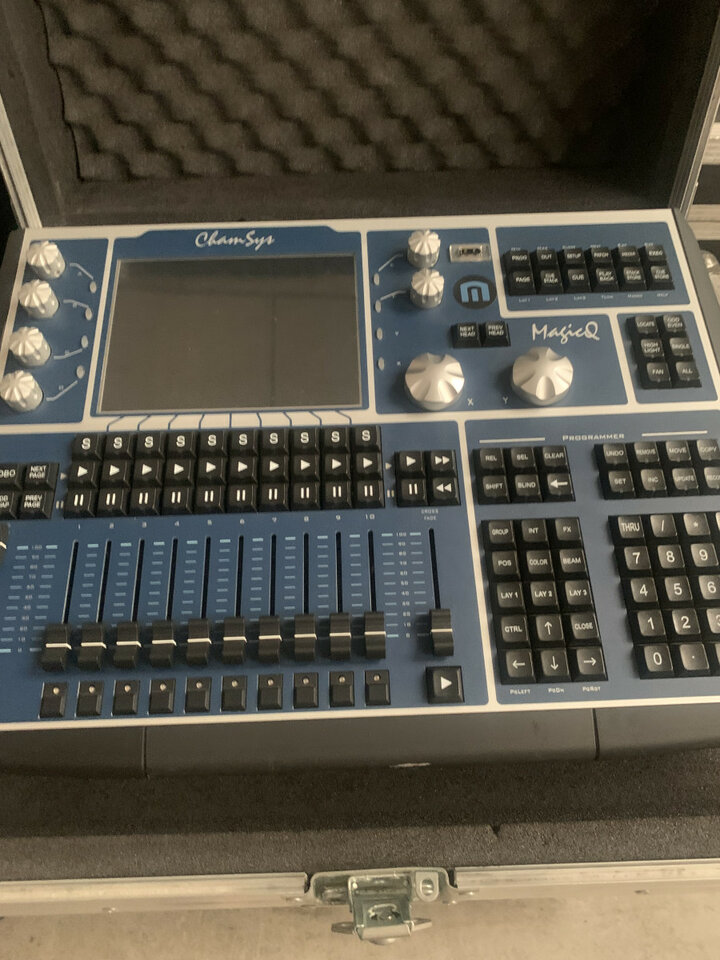 Mesa luces Chamsys MQ60