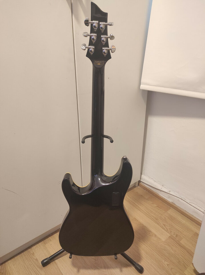 Schecter C1 E/A (coreana de 2006)