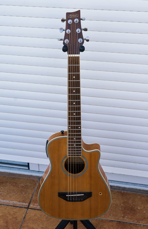 Kirkland Guitarra Acústica 3/4 de viaje de segunda mano · Foto 1 de 5 · Málaga · 60 €