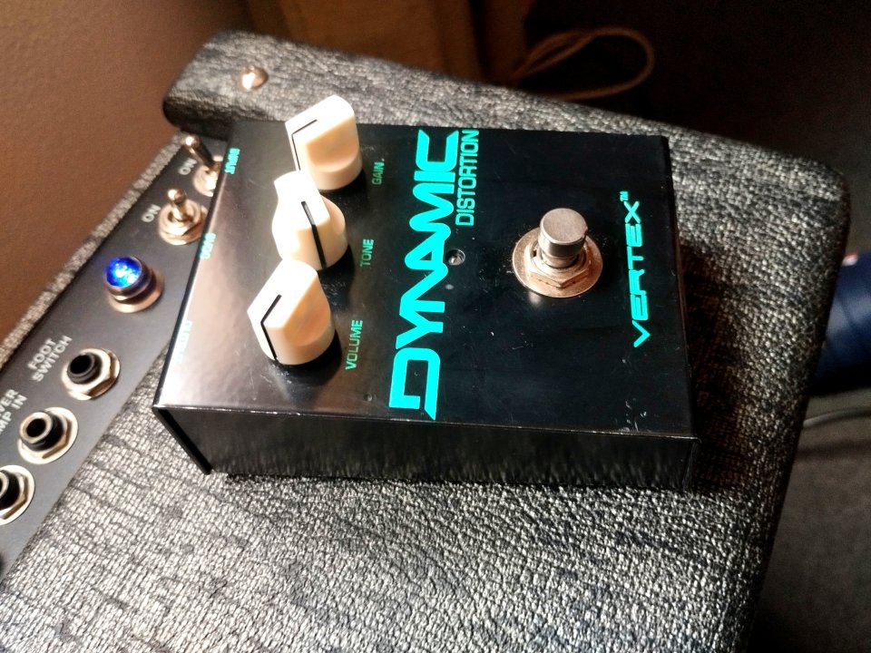 Vertex Dynamic Distortion de segunda mano · Foto 3 de 5 · Alicante · 140 €