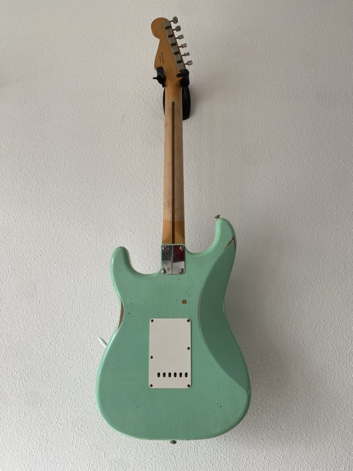 Fender Stratocaster Road Worn 50´s Surf Green de segunda mano · Foto 2 de 10 · Araba · 1100 €