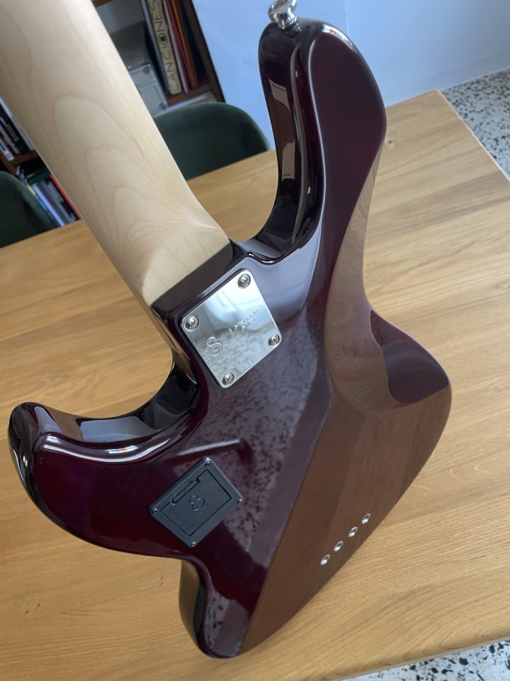 Sire Marcus Miller V7 bajo eléctrico de segunda mano · Foto 3 de 4 · Sevilla · 415 €