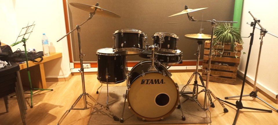 Tama Silverstar + platos Meinl HCS