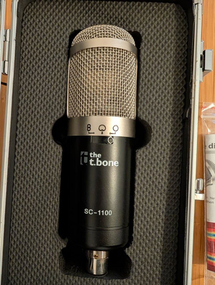 Micrófono t.bone SC 1100 + estuche