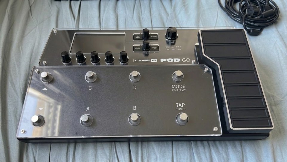 Pedalera Line 6 Pod Go de segunda mano · Foto 1 de 4 · Cádiz · 300 €