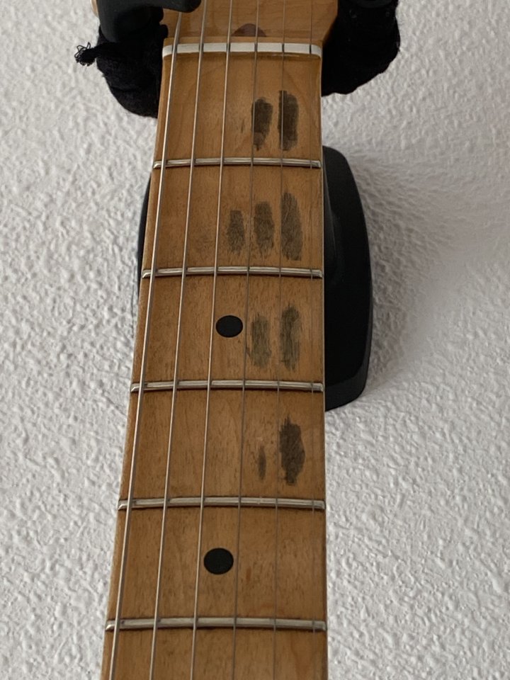Fender Stratocaster Road Worn 50´s Surf Green de segunda mano · Foto 5 de 10 · Araba · 1100 €