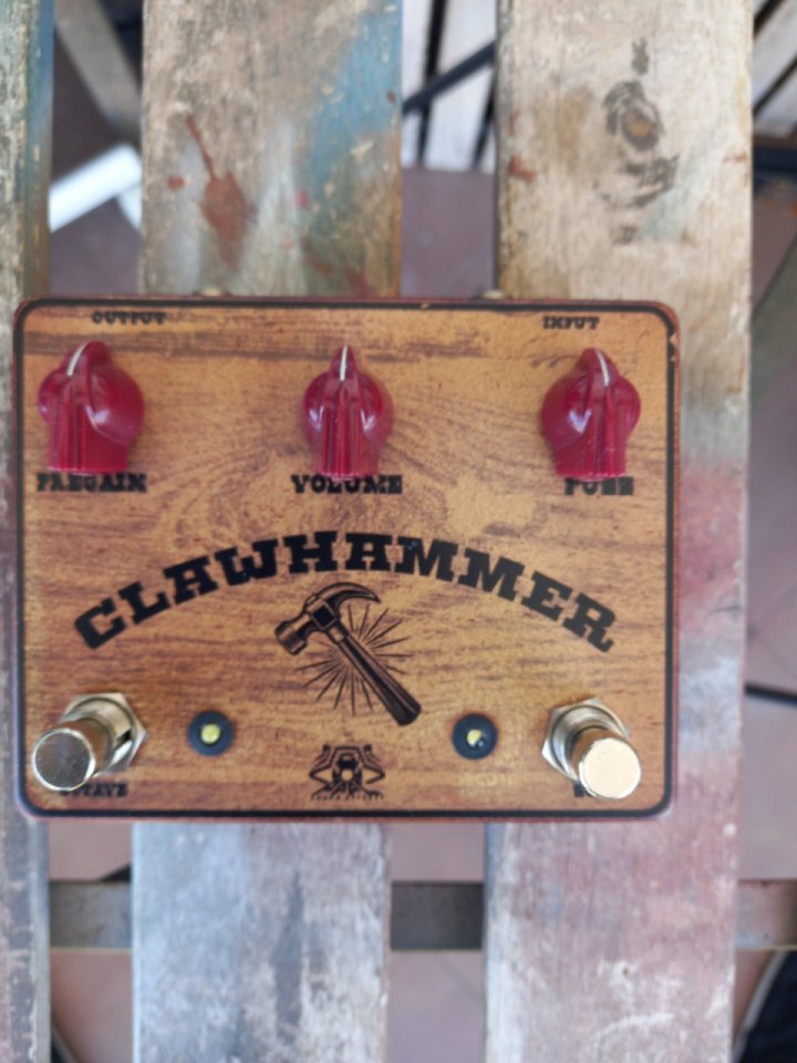 Clawhammer (Zonk Machine + Octava aguda monofonica) de segunda mano · Foto 1 de 6 · Barcelona · 100 €