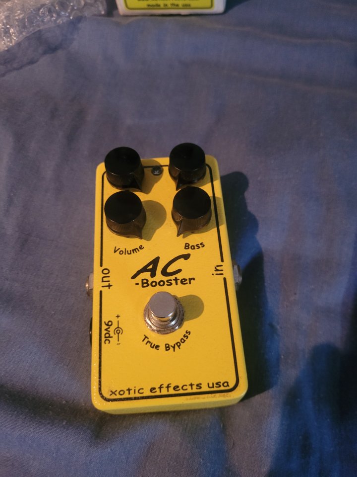 pedal ac xotic booster de segunda mano · Foto 1 de 2 · Madrid · 80 €