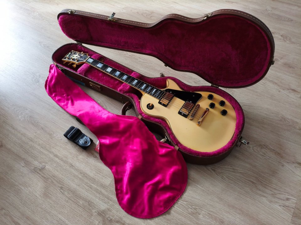 Gibson Les Paul Custom 1990 Alpine White de segunda mano · Foto 1 de 10 · Cádiz · 5700 €
