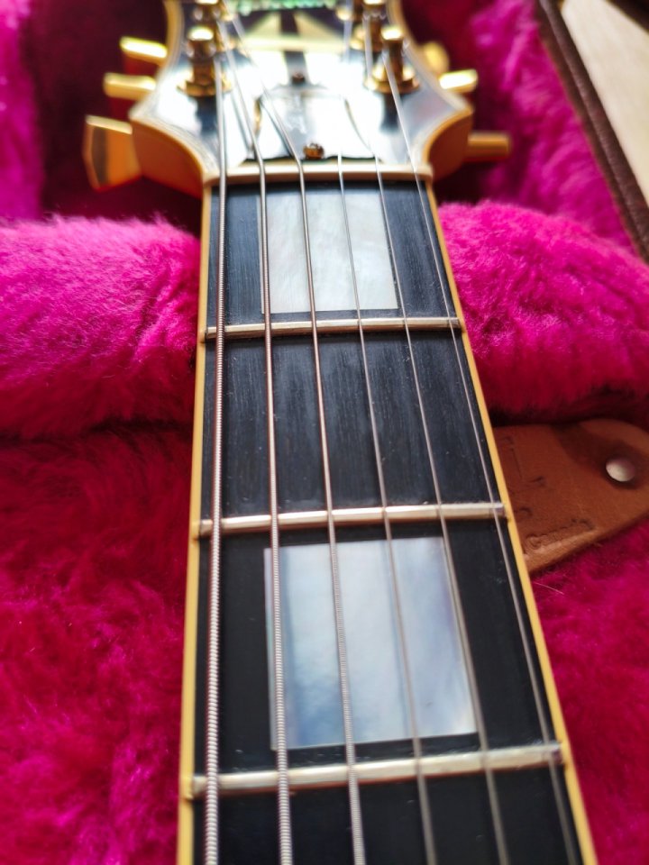 Gibson Les Paul Custom 1990 Alpine White de segunda mano · Foto 4 de 10 · Cádiz · 5700 €