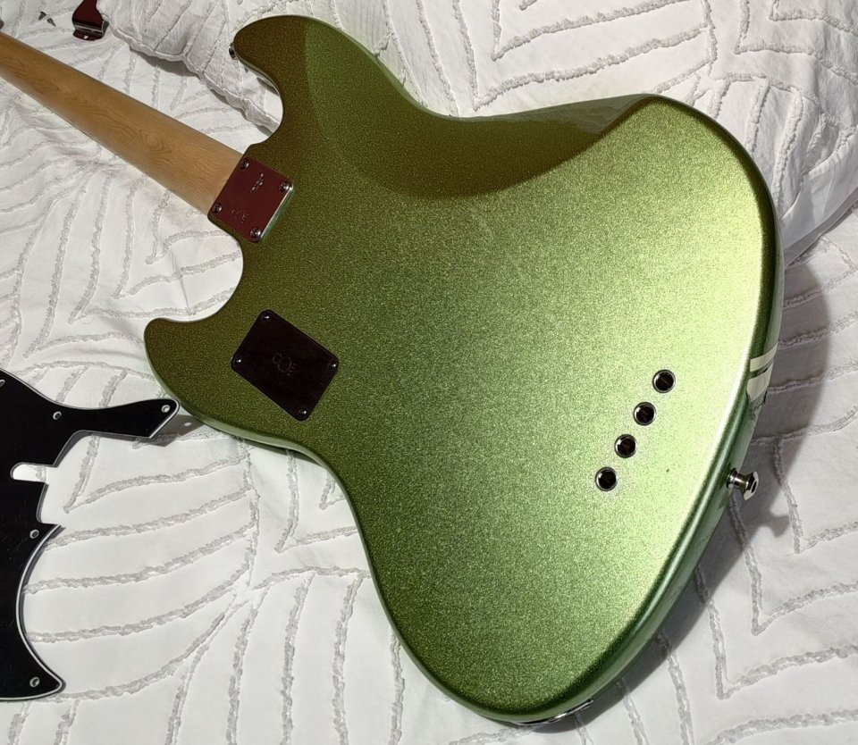 Sire Marcus Miller V7 Swamp Ash SG MUY MEJORADO