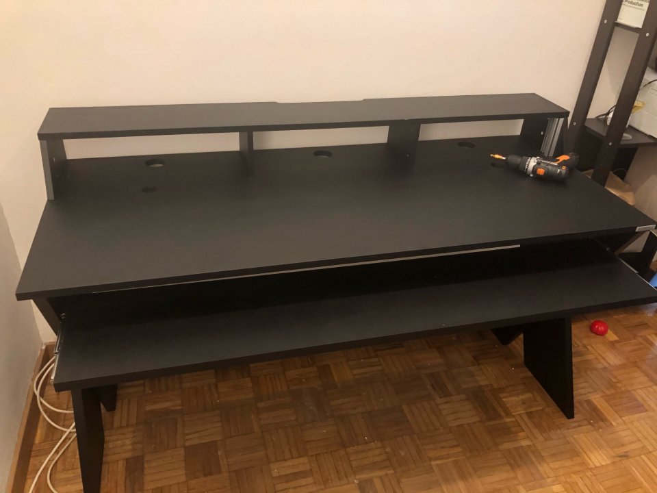 Mesa de Trabajo Glorius Sound Desk Pro Black de segunda mano · Foto 2 de 5 · Madrid · 250 €