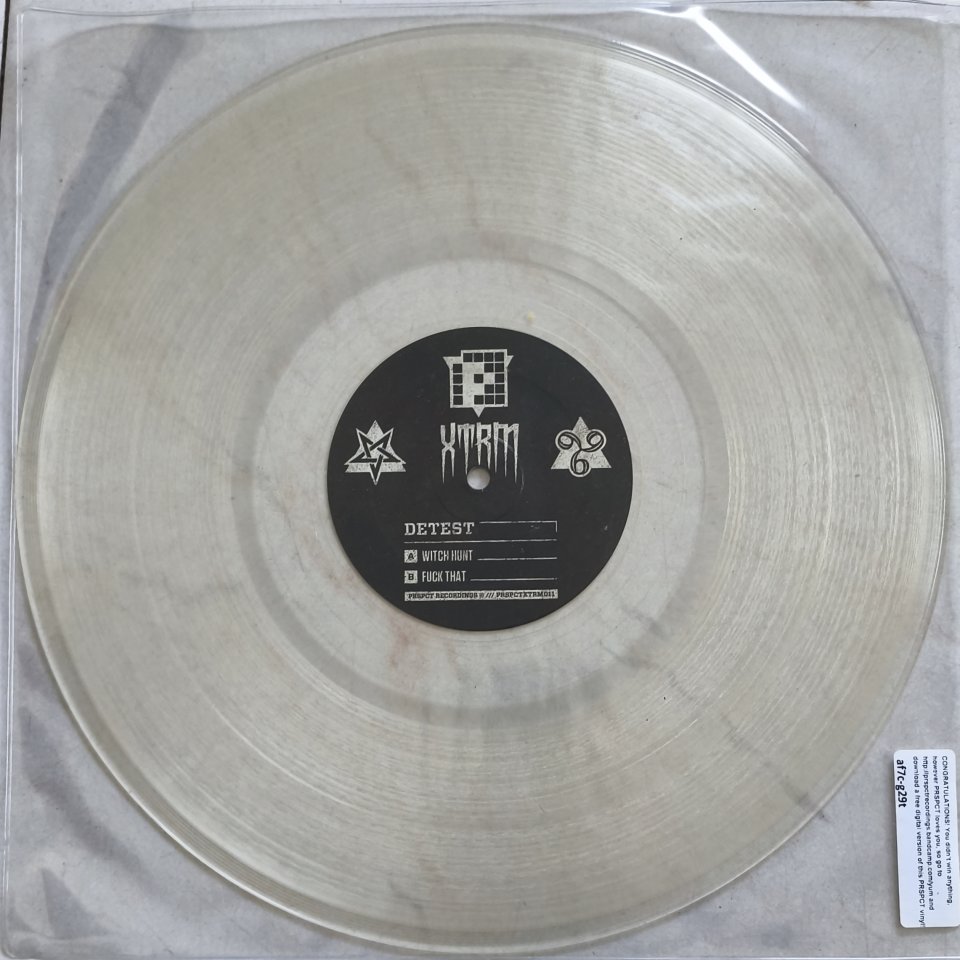 Detest - Witch Hunt / Fuck That de segunda mano · Barcelona · 30 €