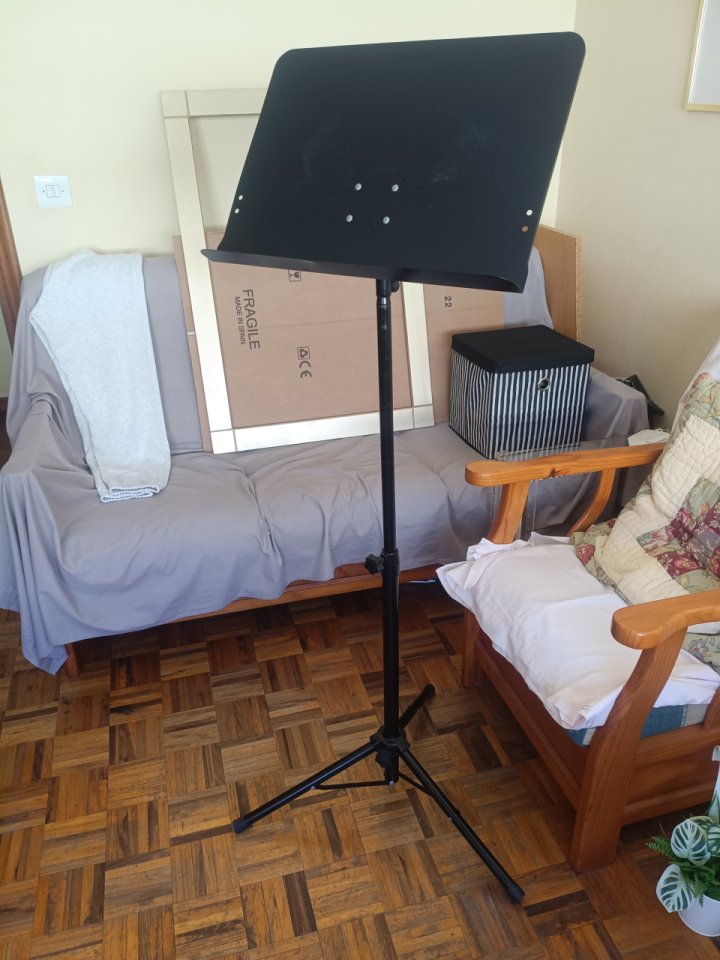 Atril resistente orquesta de segunda mano · Foto 1 de 2 · A Coruña · 25 €