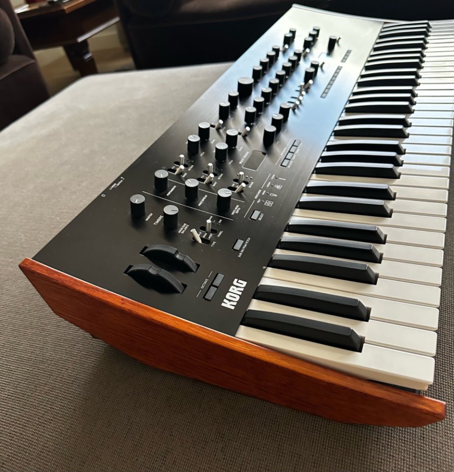 Korg Prologue 16 de segunda mano · Foto 3 de 3 · Barcelona · 1800 €