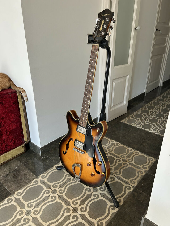 Guitarra Dearmond Starfire Sunburst (1999)