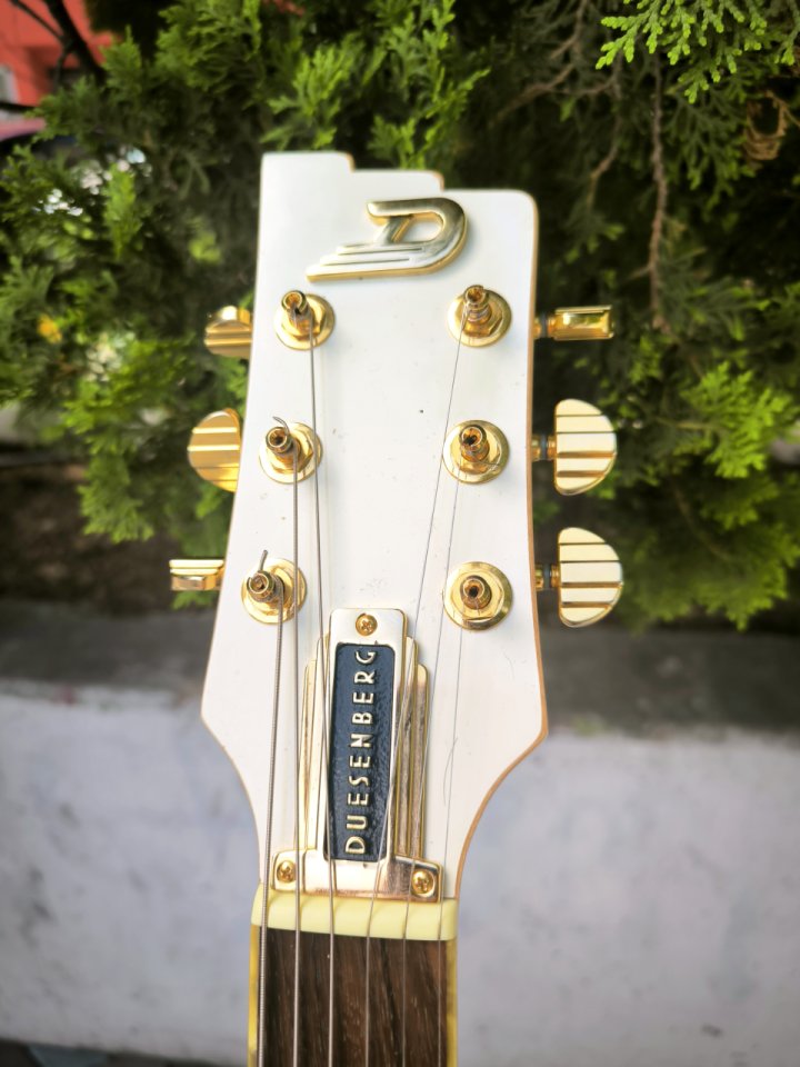 Duesenberg Starplayer TV Phonic VW pvp 2888€ ¡Envío incluido! de segunda mano · Foto 5 de 10 · Murcia · 1950 €