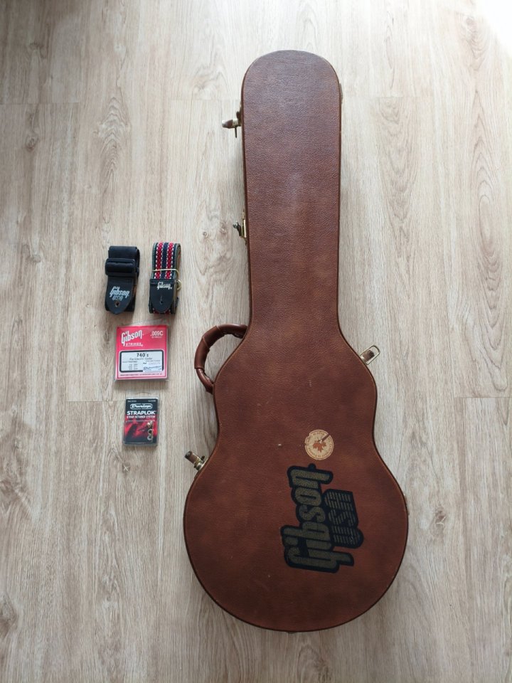 Gibson Les Paul Custom 1990 Alpine White de segunda mano · Foto 10 de 10 · Cádiz · 5700 €