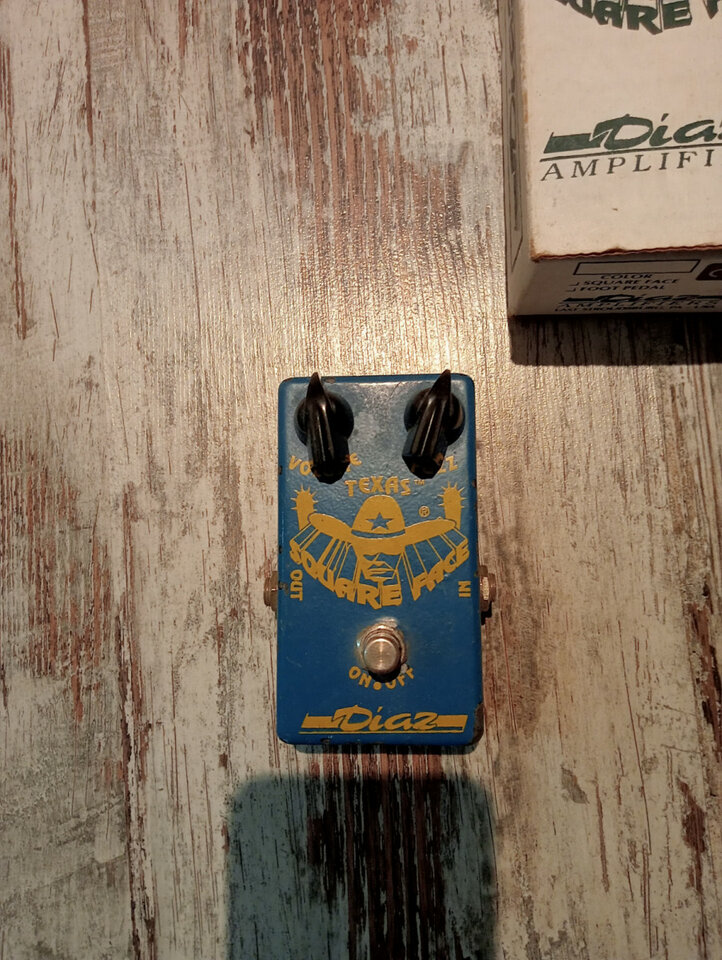 Cesar Díaz Square Face