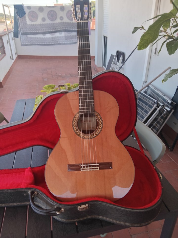 Alhambra 4p de segunda mano · Foto 1 de 5 · Barcelona · 450 €