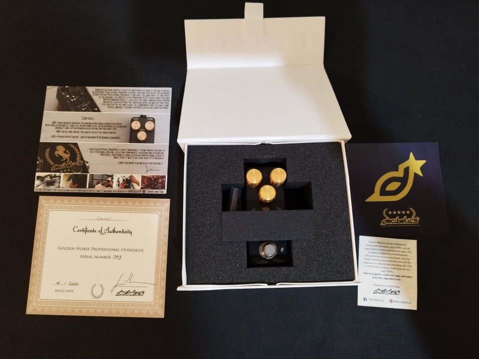 Decibelics Golden Horse