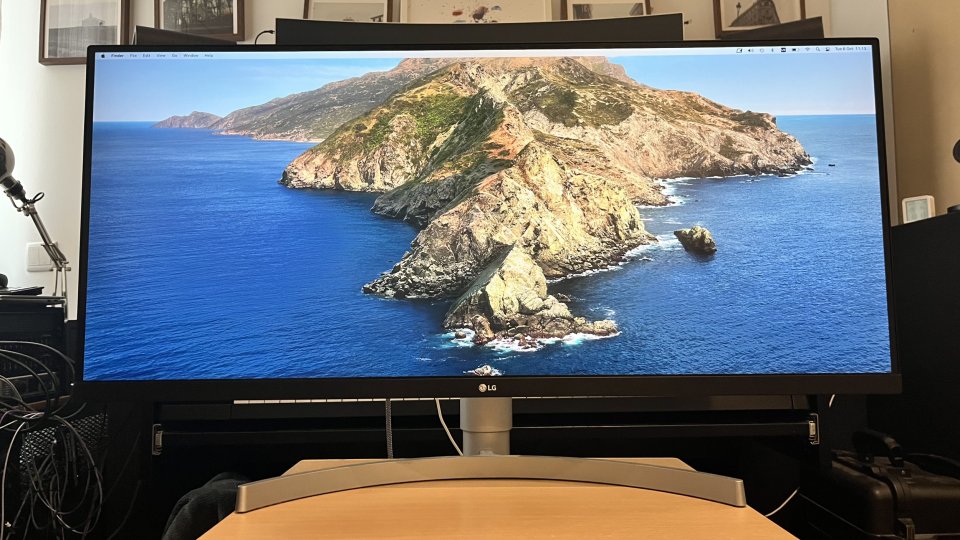 Monitor LG 34WN650-W UltraWide 34" IPS (sRGB 99%) de segunda mano · Foto 1 de 4 · Madrid · 175 €