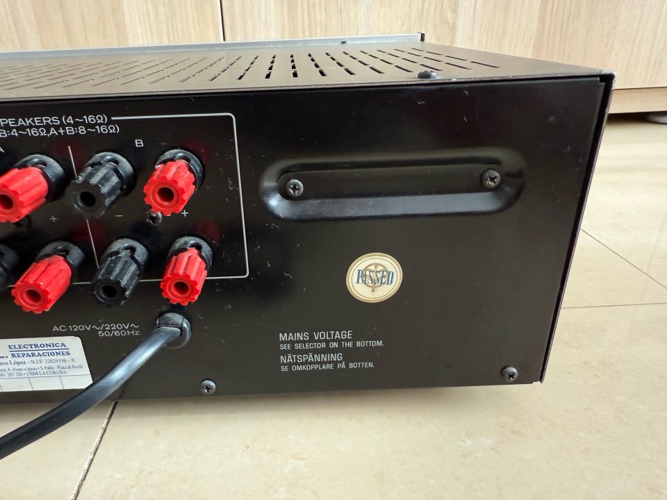 Amplificador Kenwood KA-400 Vintage Hi-Fi de segunda mano · Foto 7 de 9 · Pontevedra · 149 €