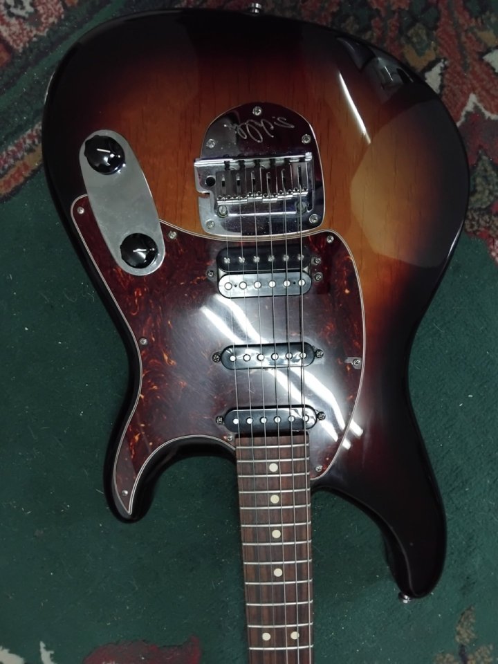 Fender Sergio Vallin Signature RESERVADA