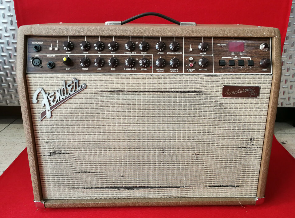 Fender Acoustasonic Pro