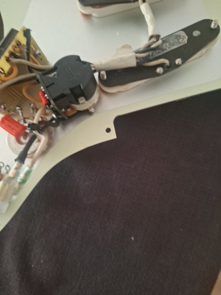 Set pastillas stratocaster Cavalier 50s Tiger Strat calibrated set de segunda mano · Foto 5 de 6 · Madrid · 150 €