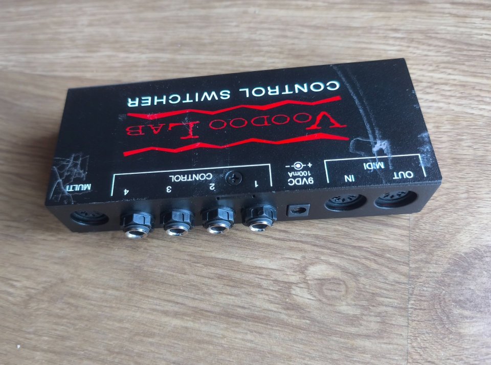 Voodoo lab control switcher