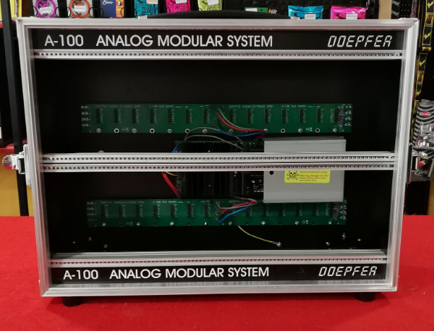 Doepfer A-100 case P6 (PSU3) de segunda mano · Foto 1 de 5 · Girona · 339 €