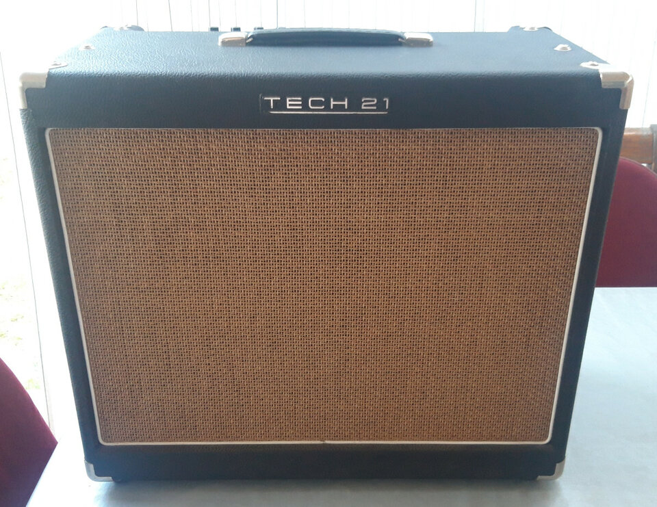 Tech 21 Power Engine 60