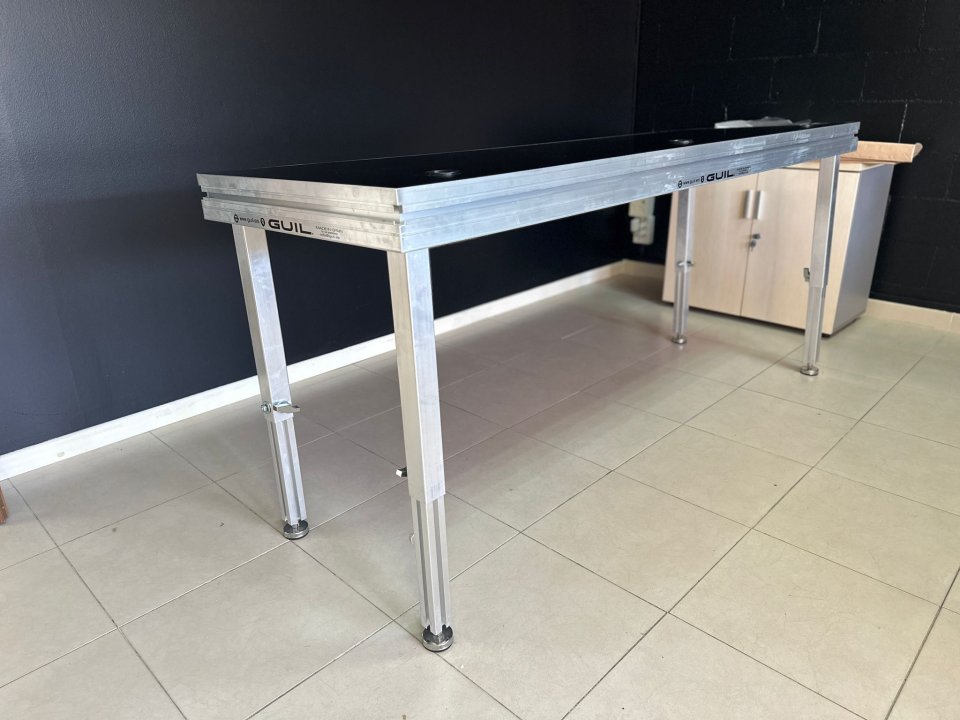 Mesa de escenario GUIL