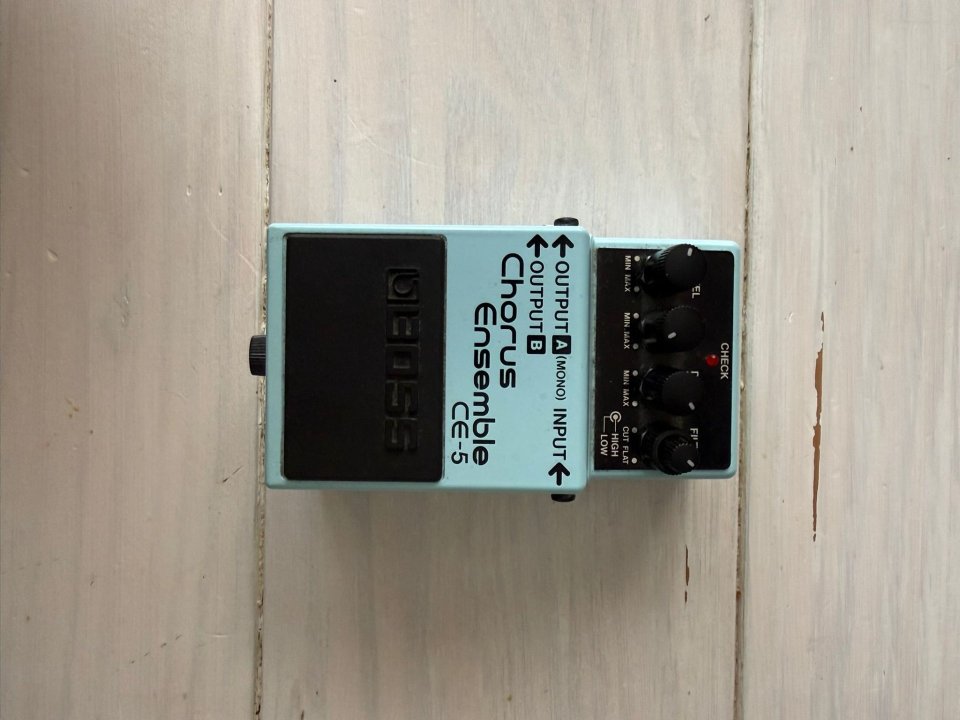 Boss CE-5 Chorus Ensemble