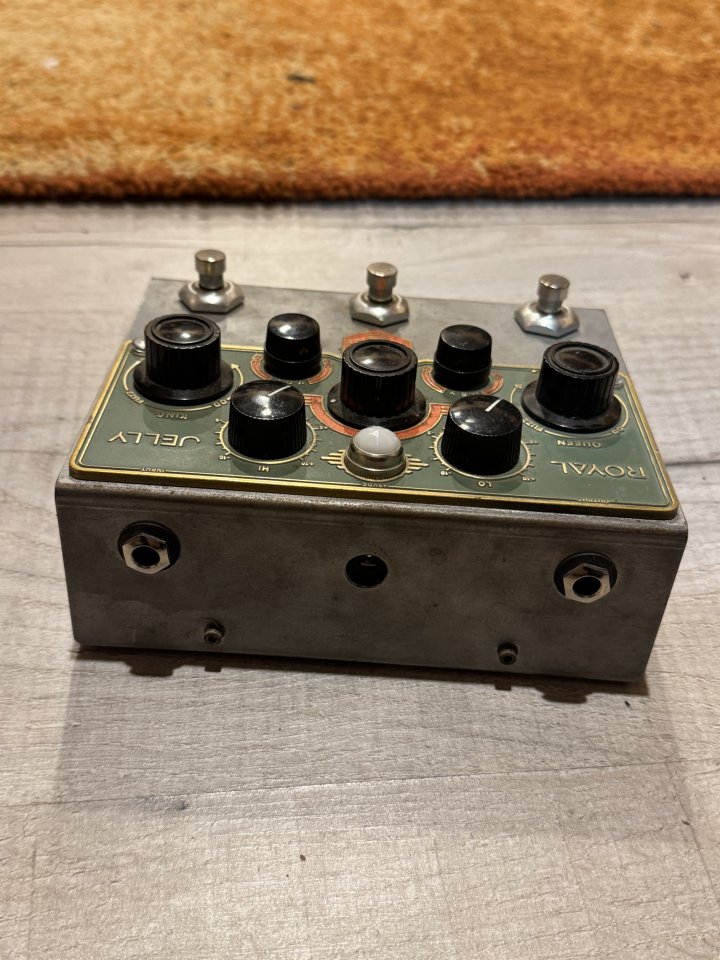 Beetronics Royal Jelly. Fuzz-drive