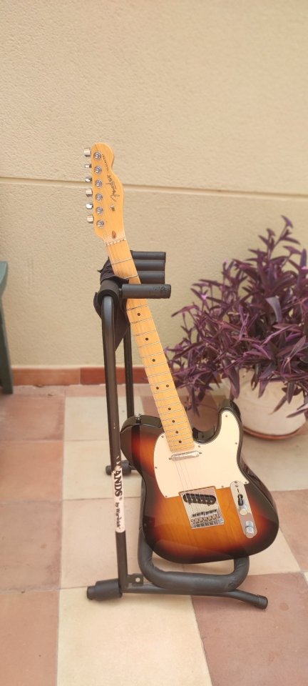Fender telecaster american standard (tb cambio) de segunda mano · Foto 1 de 9 · Zaragoza · 1250 €