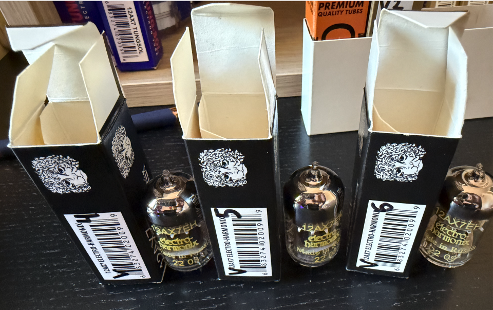 Lote 5 válvulas 12AX7/ECC83 NUEVAS Electro-Harmonix de segunda mano · Foto 10 de 10 · Málaga · 69 €