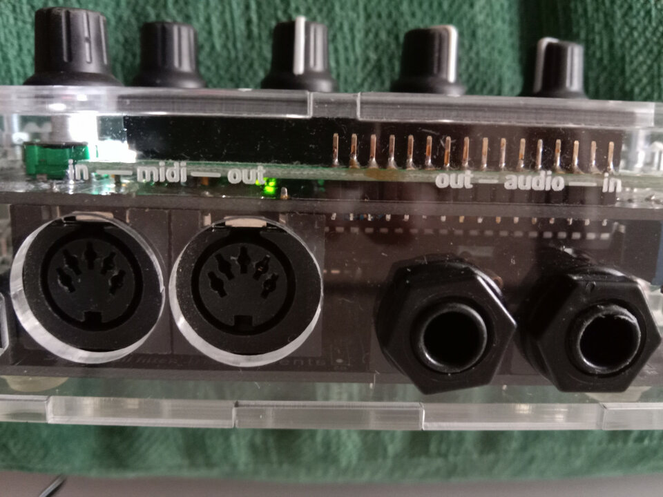 Mutable Instruments Shruthi 1