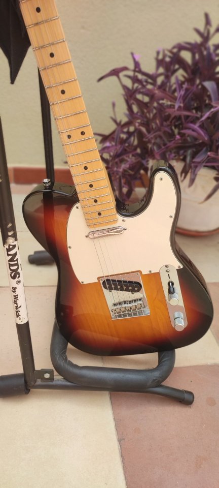 Fender telecaster american standard (tb cambio) de segunda mano · Foto 3 de 9 · Zaragoza · 1250 €