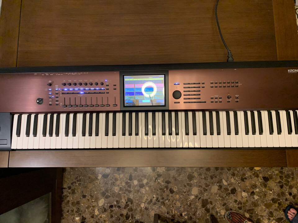 Korg Kronos ls