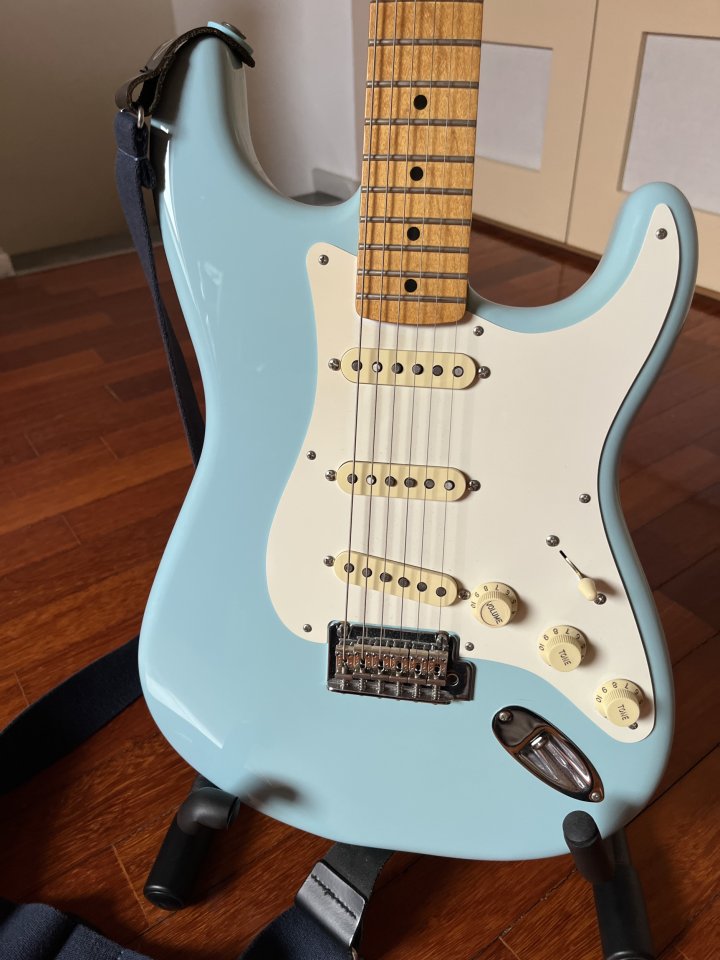 Fender Vintera '50s Stratocaster Modified MN DNB